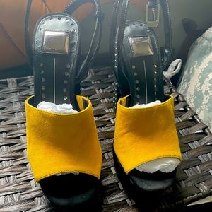 Dolce vita platform sandals